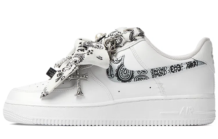 Nike Air Force 1 07 520