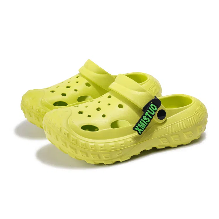 XMISTUO Thick Sole EVA Clogs