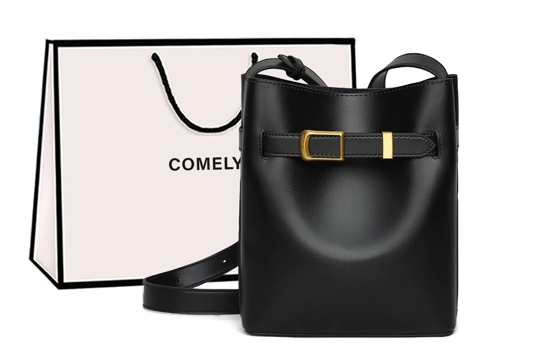 COMELY Bucket Bag Black