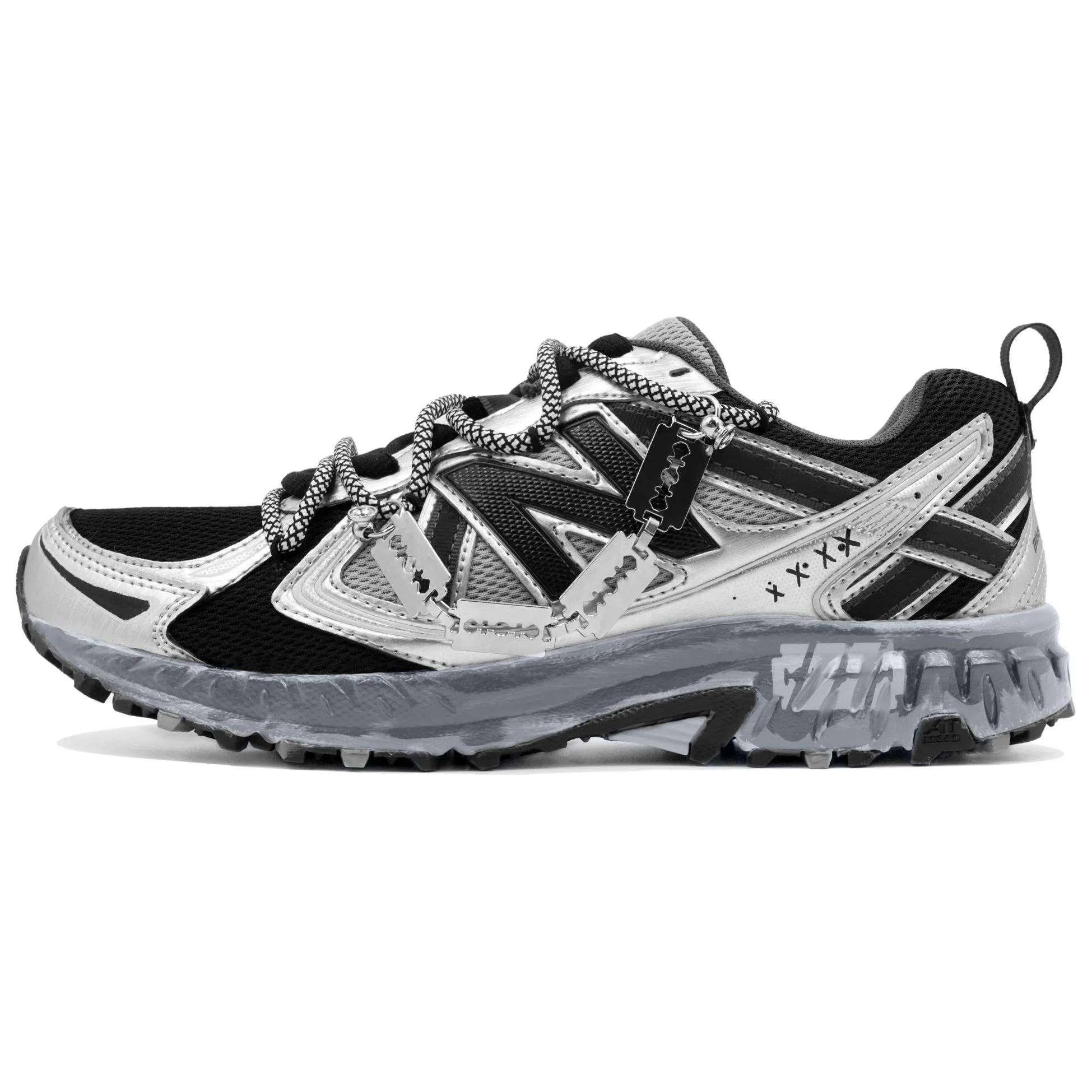 New Balance 410 Silver Black