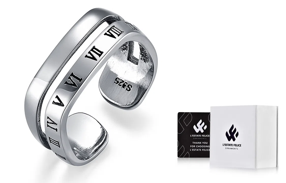L’Estate Felice L Series LF Roman Numeral Ring