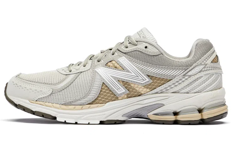 New Balance 860 Beige