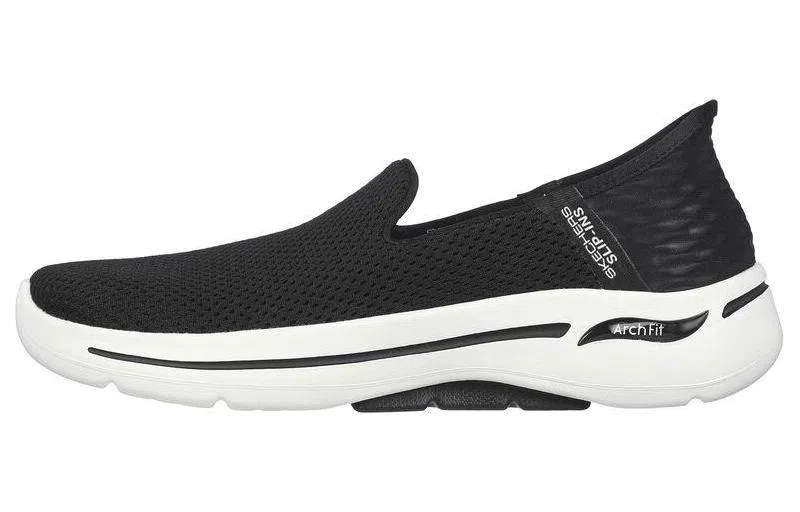 Skechers Go Walk Arch Fit Slip-Ins Black