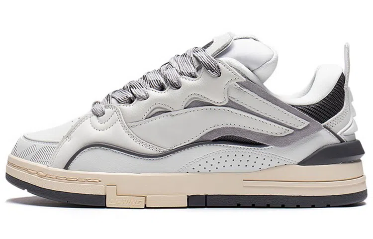 Li-Ning Weiwu Golden