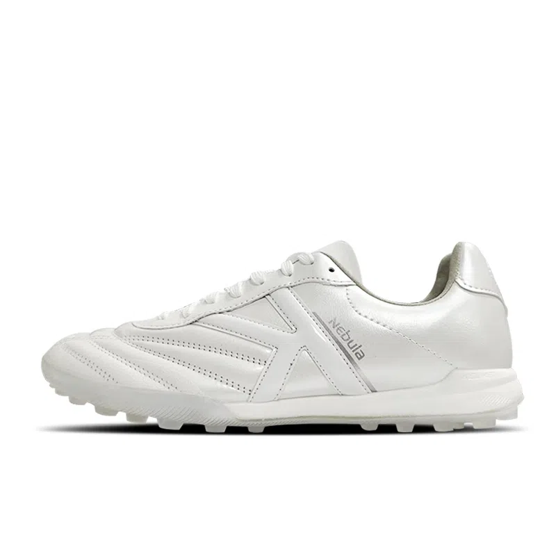 KELME Nebula TF