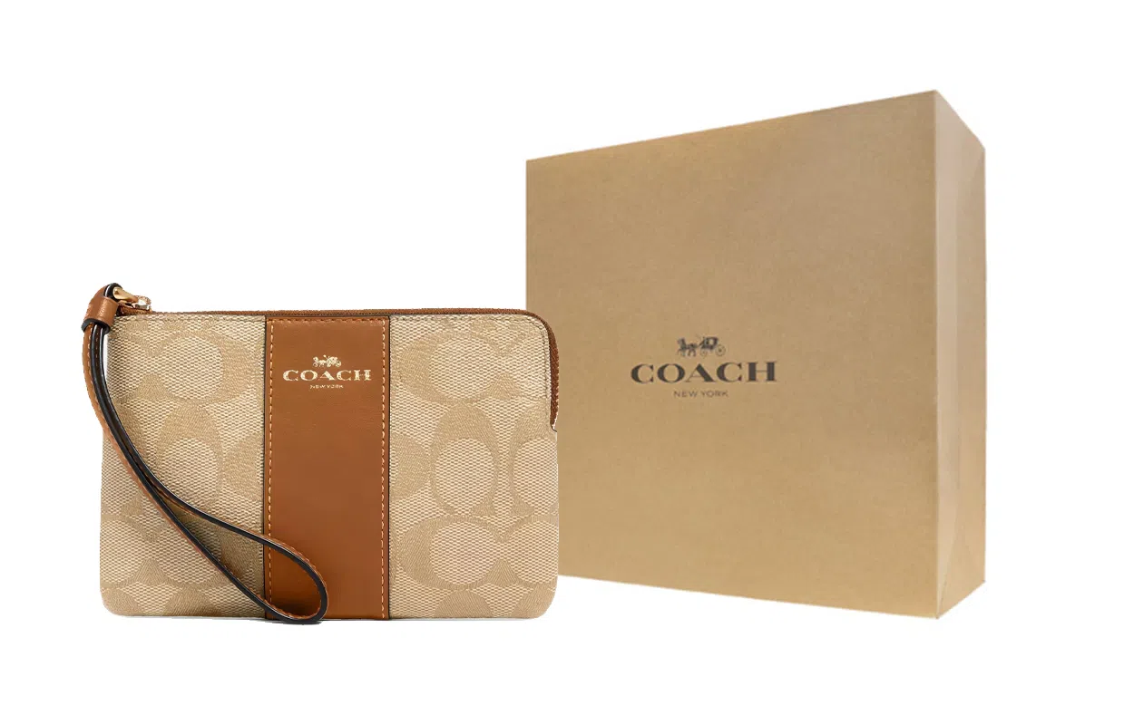 COACH Wristlet Corner Zip 16