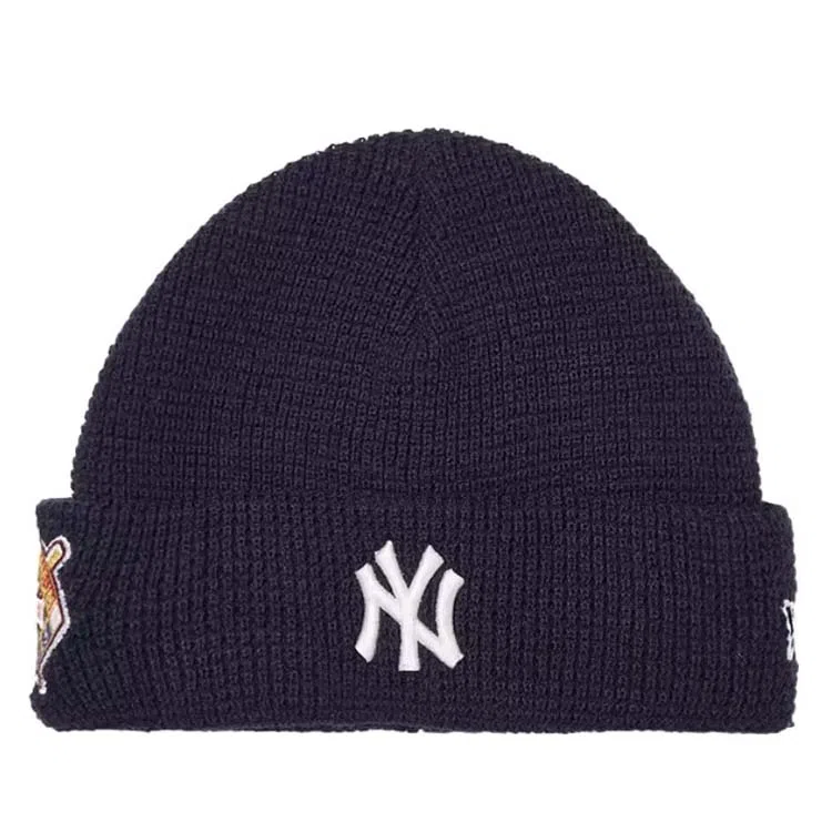 New Era Yankees Embroidered Beanie Navy