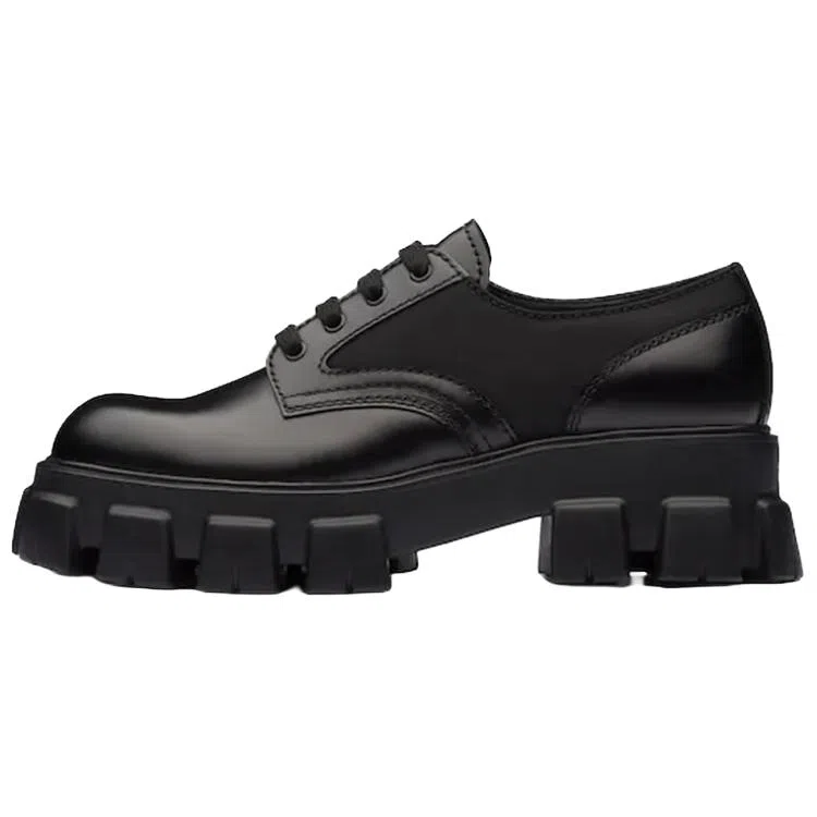 PRADA Monolith