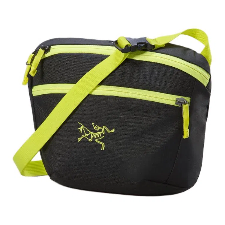Arcteryx Mantis 2 2.5L Logo