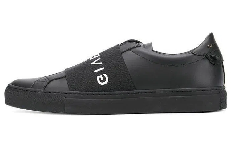 GIVENCHY