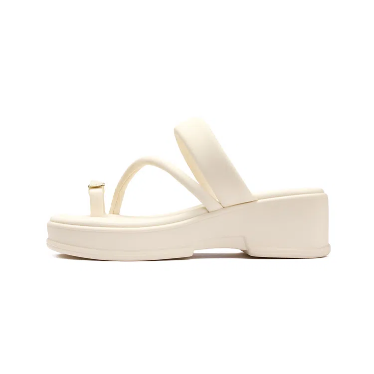 卓诗尼 合成革 百搭时尚 沙滩凉鞋 女款