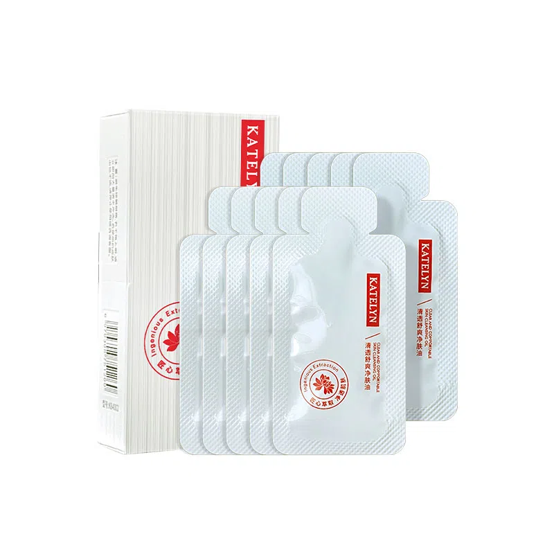 卡特莲 清透舒爽净肤油 舒缓紧致保湿温和 卸养合一