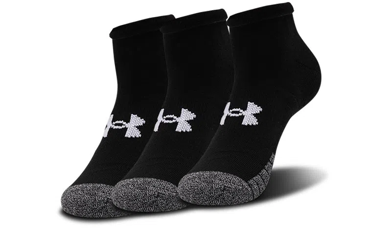 Under Armour Cut Logo 3