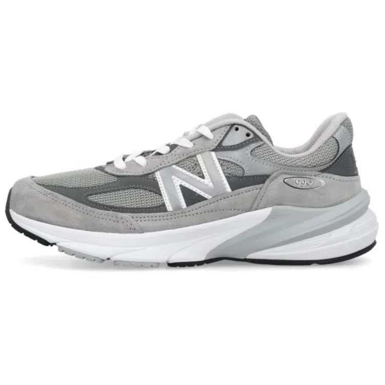 New Balance 990 V6