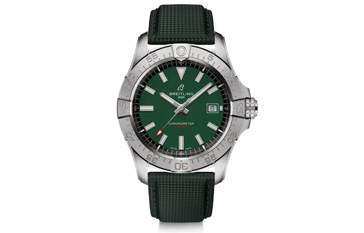 Breitling Avenger A17328