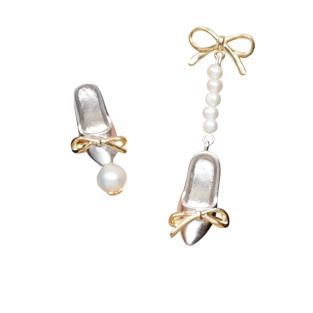 QUANDO Silver Earrings