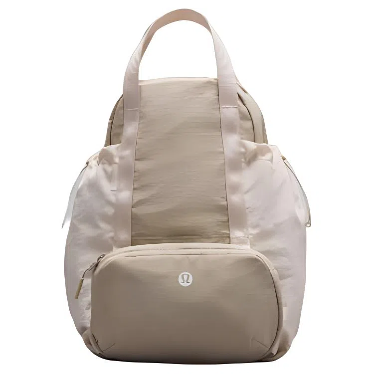 lululemon 7L Pack and Go Logo