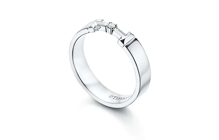 TIFFANY CO. T True 4mm