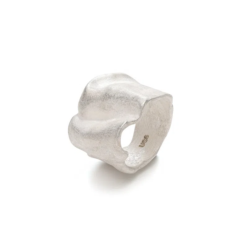 Empress 47 2023AW cermin 925