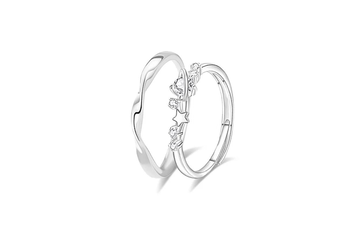 牧言 冷淡风气质简约小众设计高级感 光面立体素圈莫比乌斯蝴蝶结缠绕对戒可调节指环 合金 交织爱恋戒指 男女同款情侣款