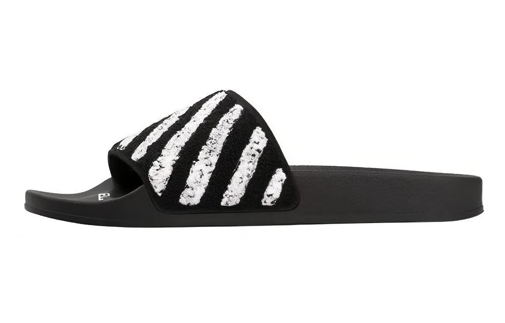 OFF-WHITE