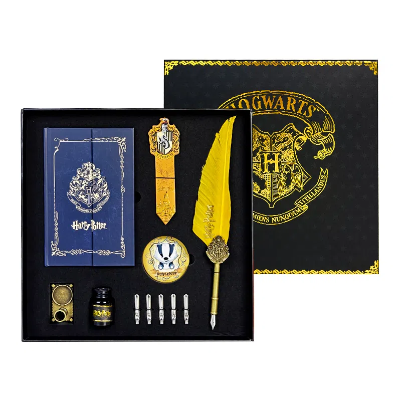 Harry Potter Feather Pen Gift Set