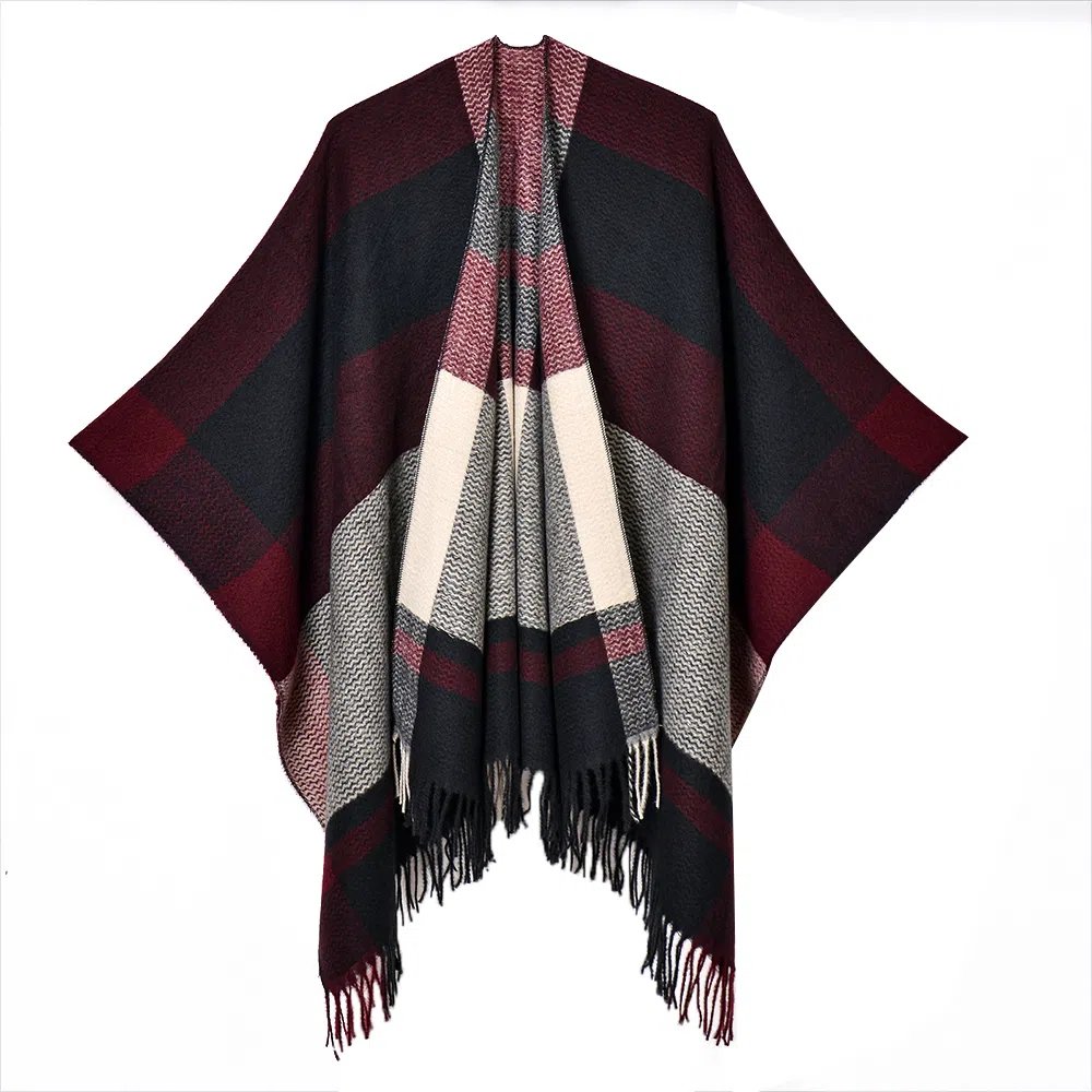 梦特娇 秋冬户外高级流苏波浪纹 披肩 女款