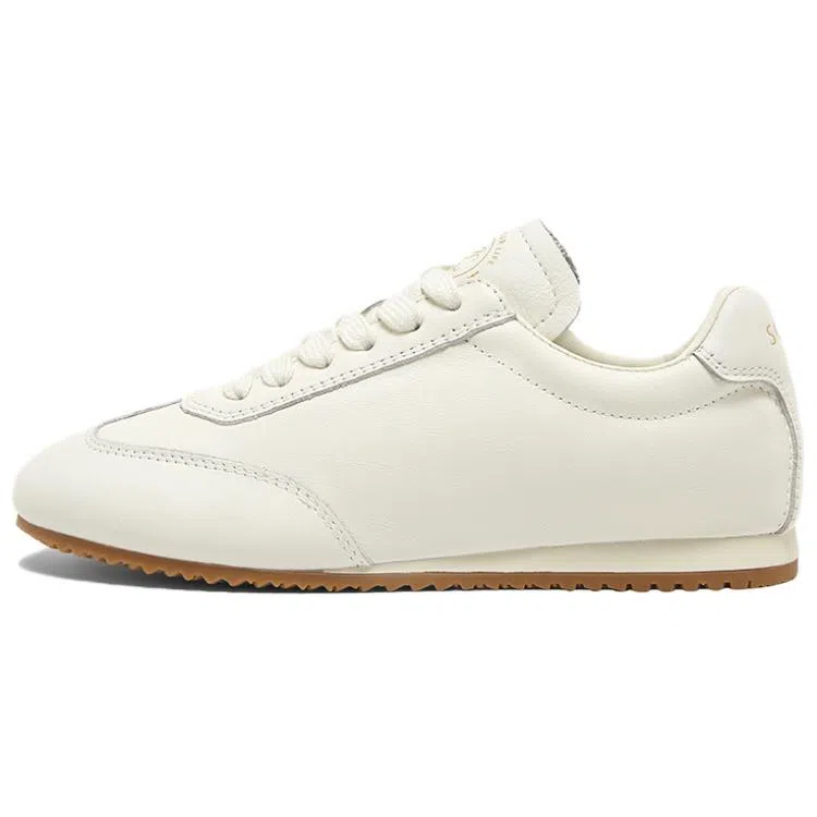 百思图 时尚复古阿甘鞋平跟 生活休闲鞋 女款