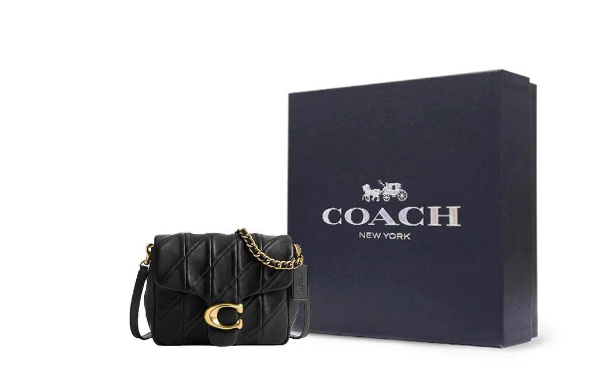 COACH Tabby 20 Logo