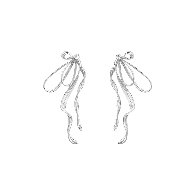 韵系 法式温柔夸张蝴蝶 铜镀金 耳环 女款