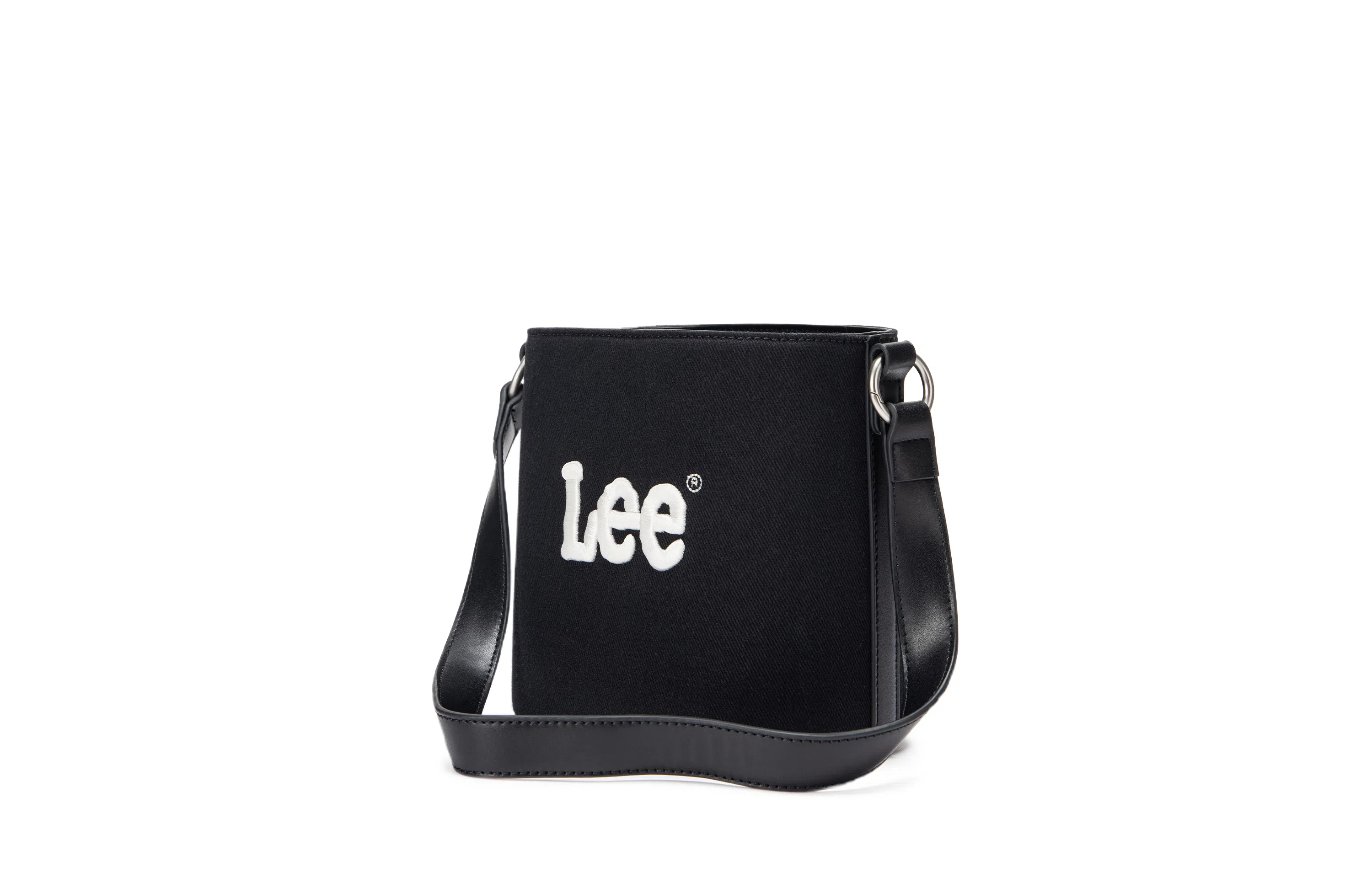 Lee