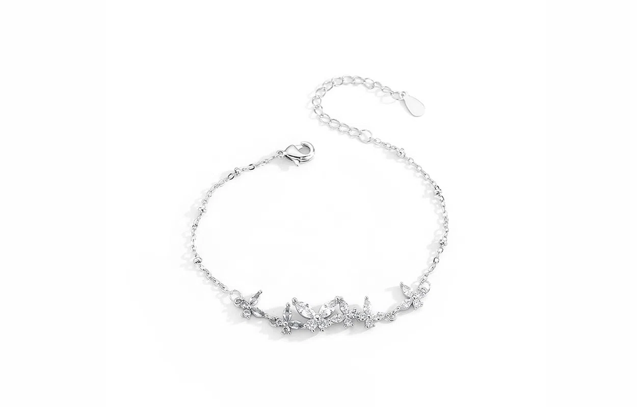 牧言 甜美可爱简约小众设计高级感 光面立体极光蝶梦闪耀水滴手饰 合金 幻彩蝴蝶手链 女款