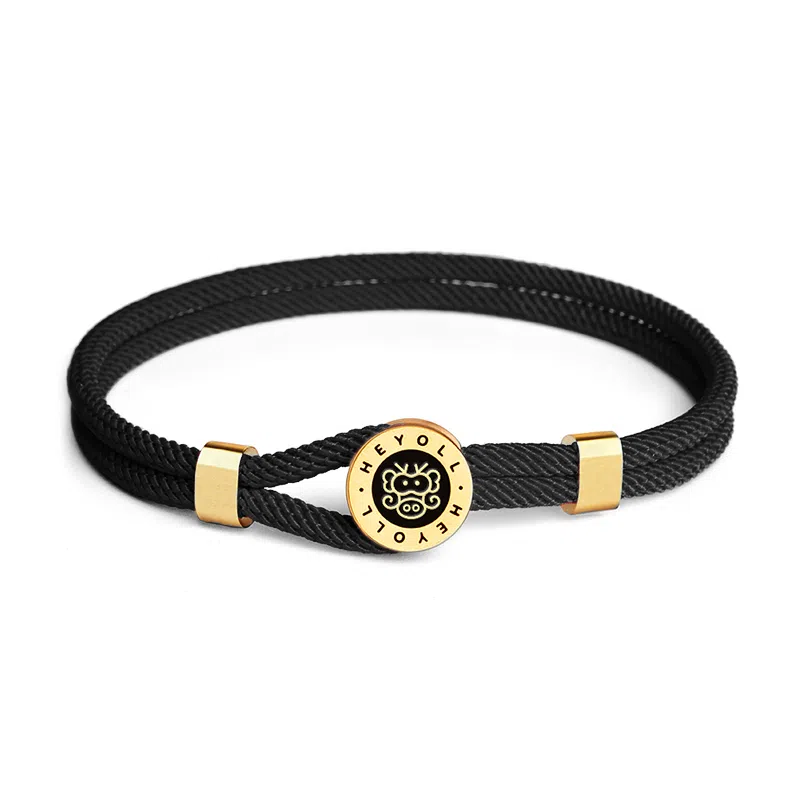 灰鱼 十二生肖红绳原创小众设计新中式国潮风蛇年本命年简约高级感轻奢复古个性手工编织绳编制手绳叠戴好运 合金 手链 男女同款情侣款