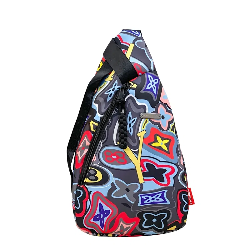 GEERDUN Nylon Chest Bag