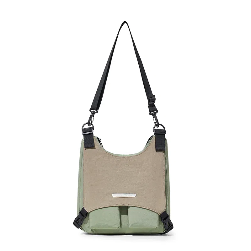 波斯丹顿 潮牌个性轻便 织物 登山包斜挎单肩包 中号 男女同款情侣款 绿色