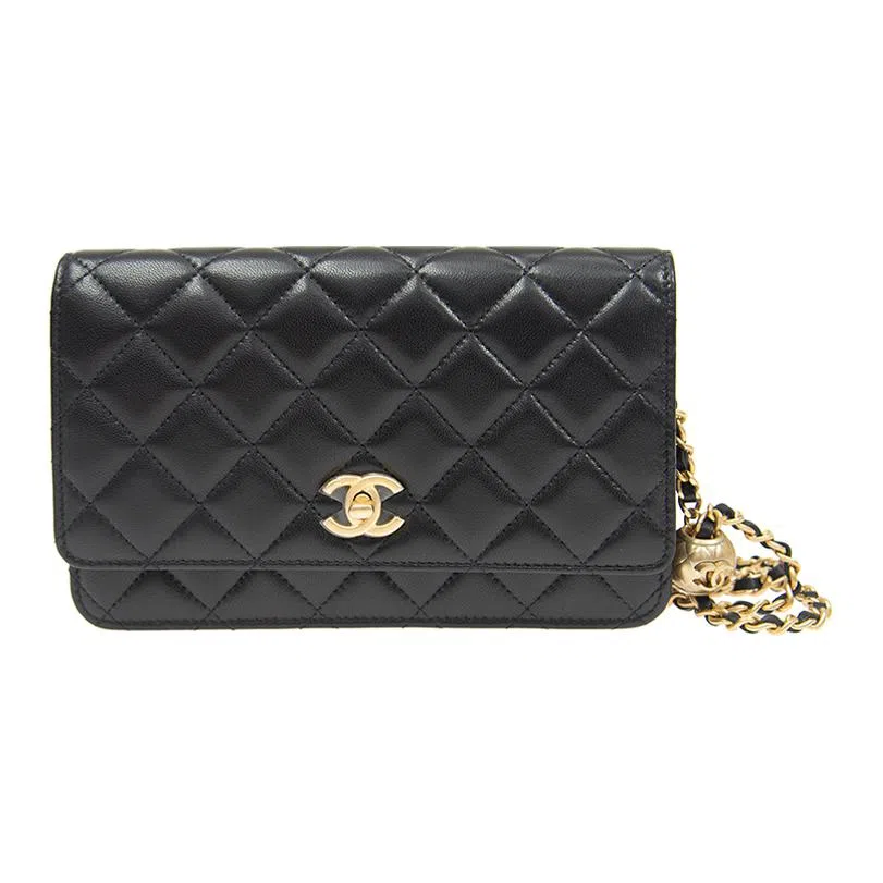 CHANEL 24K Gold Buckle Quilted Chain Bag Black