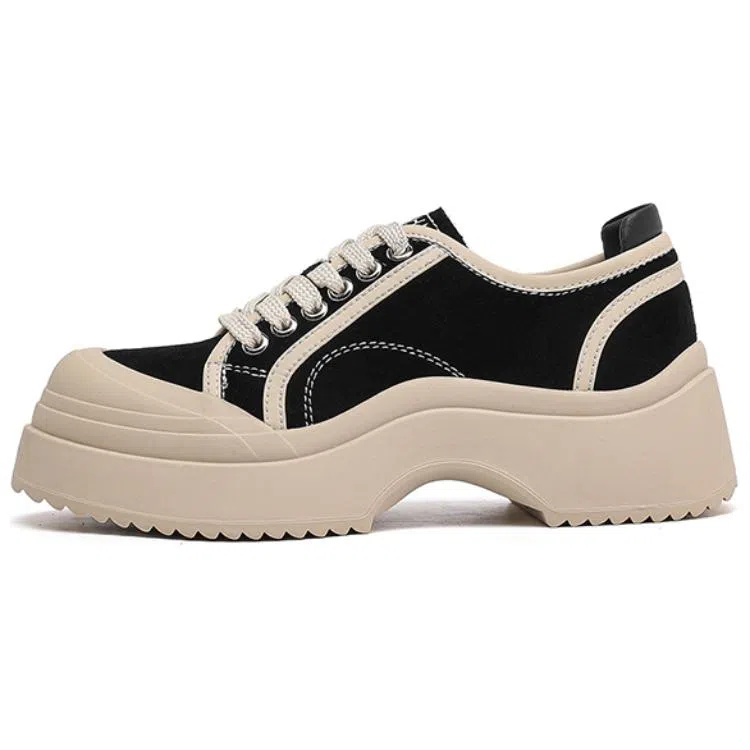 DAPHNE Casual Low Top Sneakers