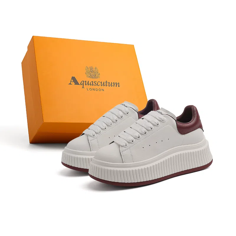 AQUASCUTUM