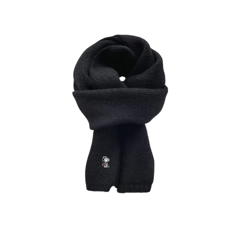 Snoopy Scarf