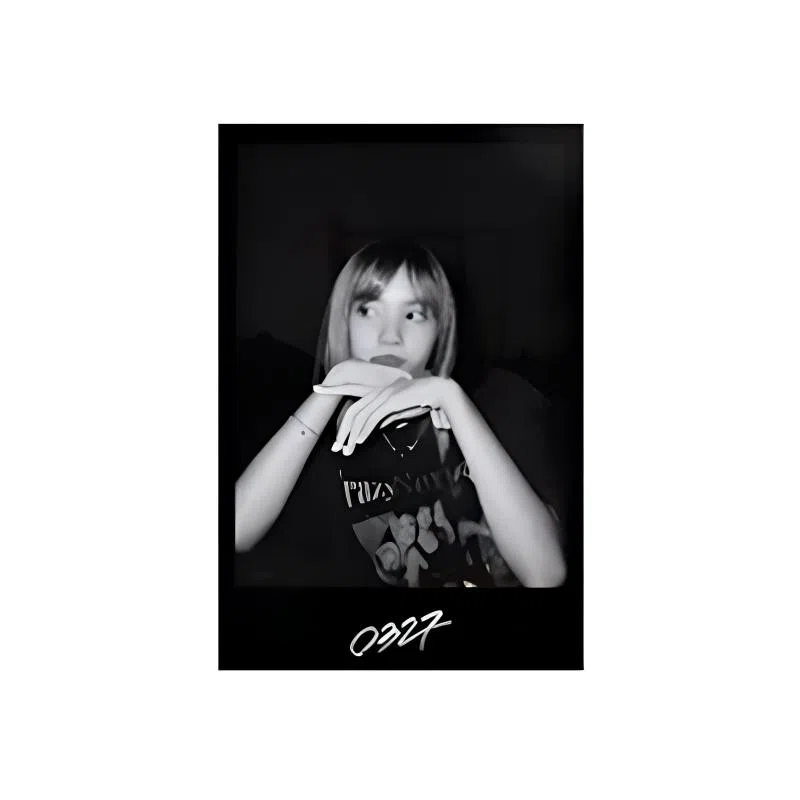 YG Entertainment LISA PB 1.0 K4