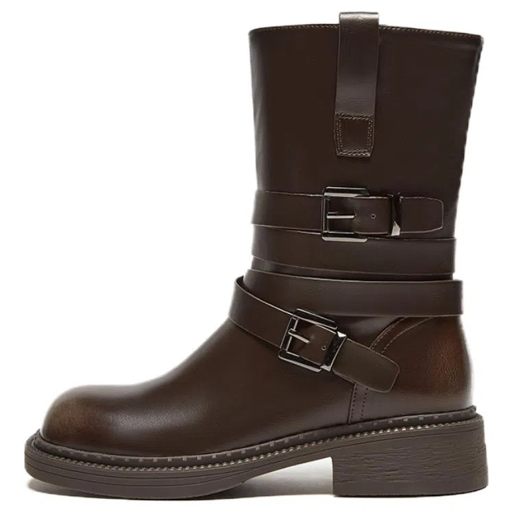 百思图 简约户外 潮流休闲 短靴 女款