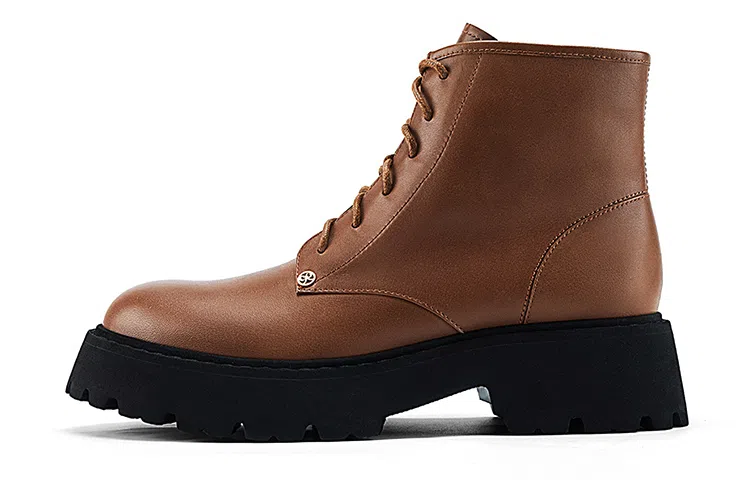 NINE WEST