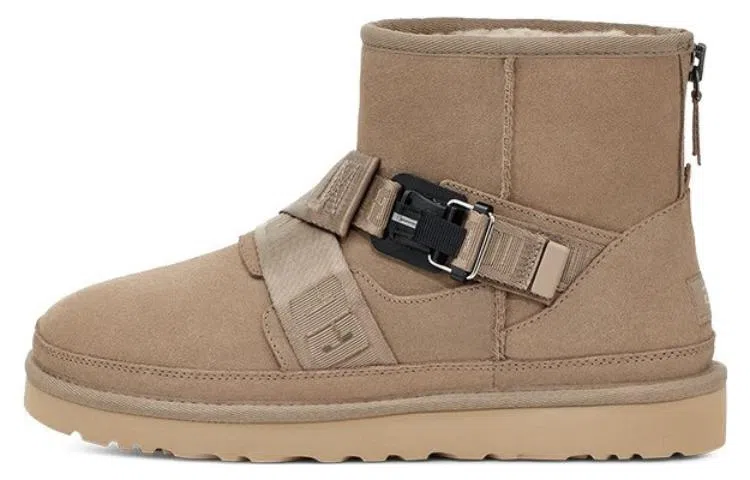 UGG Classic Short Dune