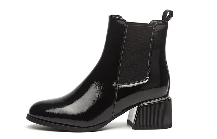 DAPHNE PU
