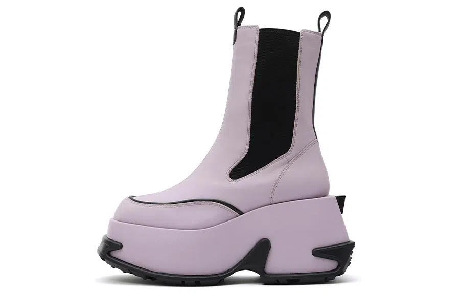 Daphne Lab Chelsea Boots