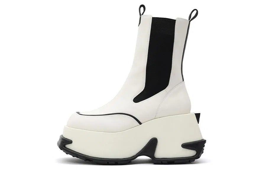 Daphne Lab Chelsea Boots