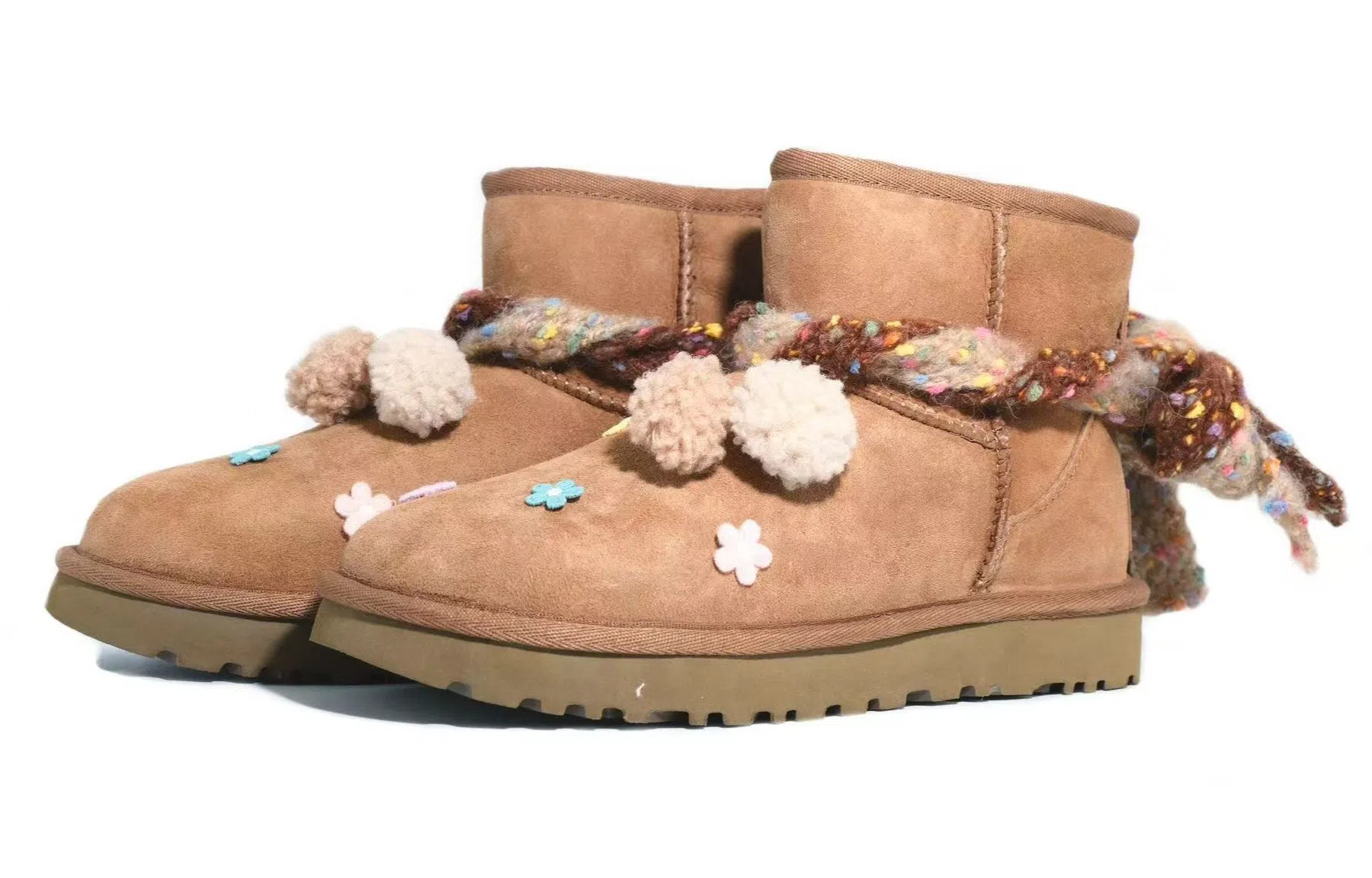 UGG CLASSIC MINI