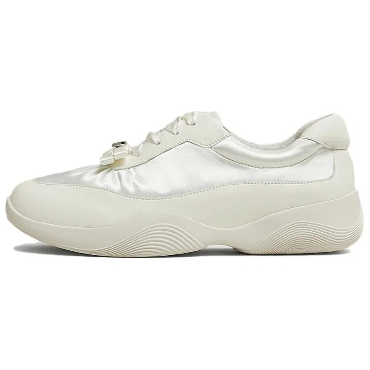 他她 经典气质潮流 低帮 生活休闲鞋 女款