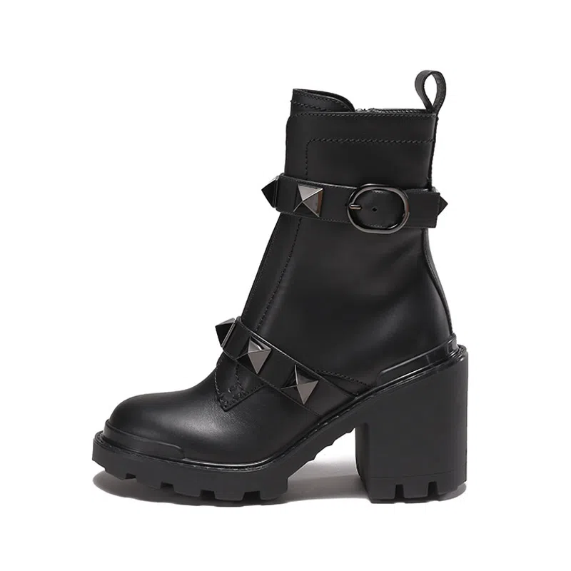 Valentino Roman Stud 8.5cm