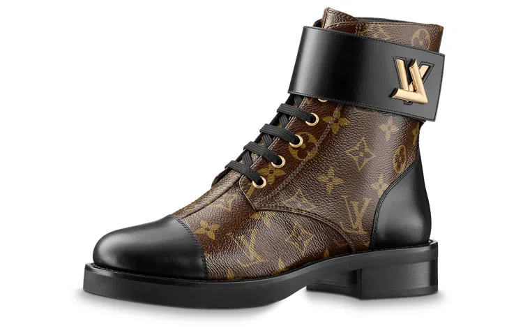 LOUIS VUITTON Wonderland